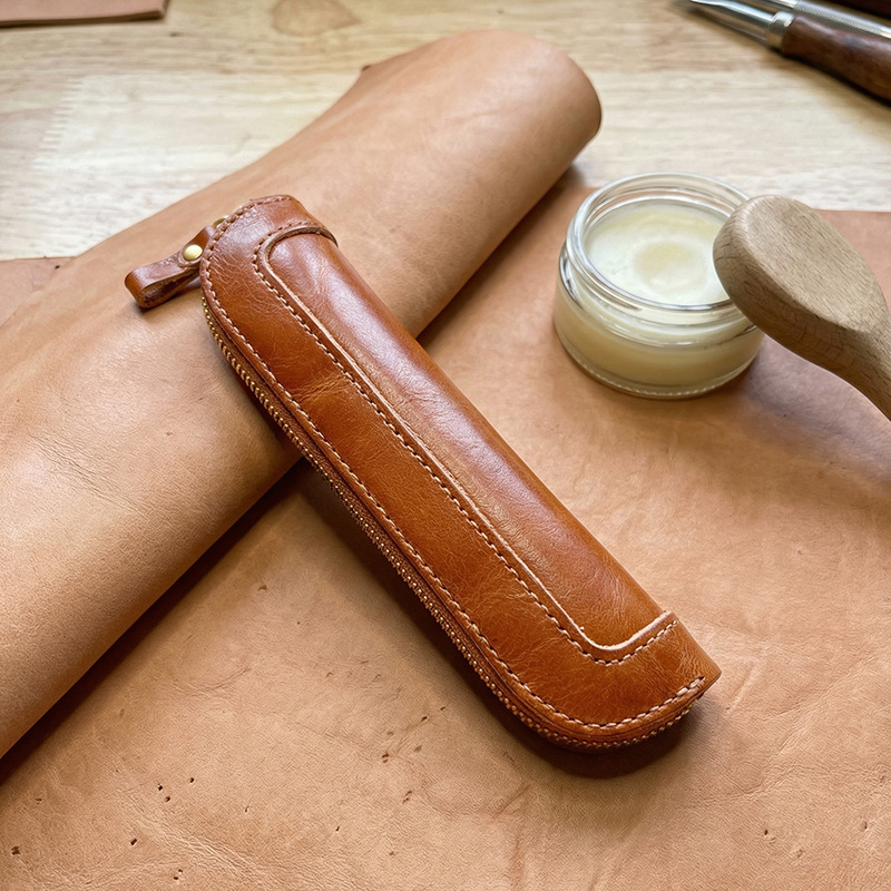 ヴィンテージ風植物タンニンなめし革製ペンケース、ミニジッパー - Tan Stationery & Office Supply のレビューと価格